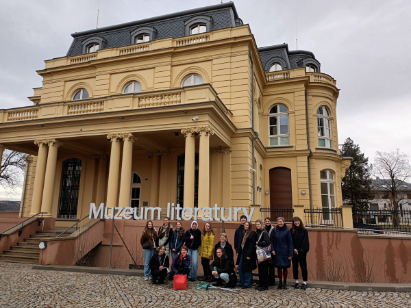 Seminář českého jazyka 3.A: Objevování literatury