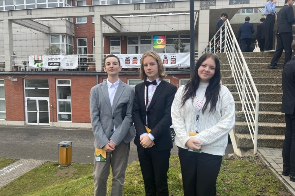 Evropský parlament mládeže za účasti našich delegátů