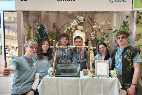 Studentská firma Jantax se zúčastnila veletrhu studentských firem EXPO v Praze 