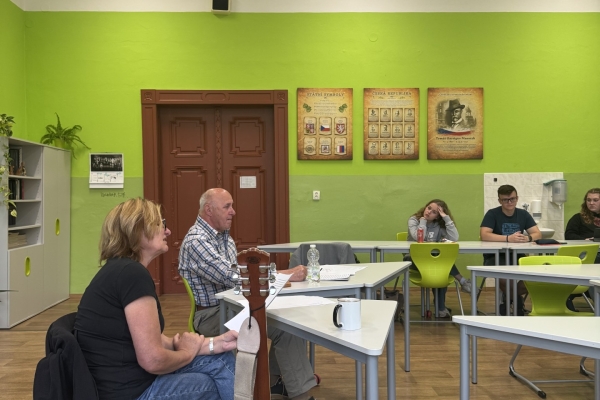 Skvělý komponovaný pořad našcih absolventů